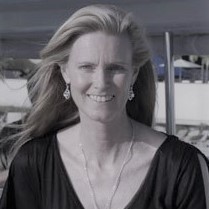 Lynne Campbell, Crewed Charter Expert